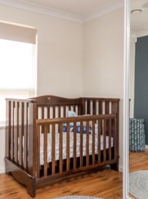 boori cot and change table